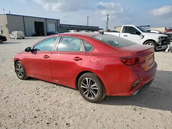 3KPF24ADXRE736140 2024 KIA FORTE - Image 2