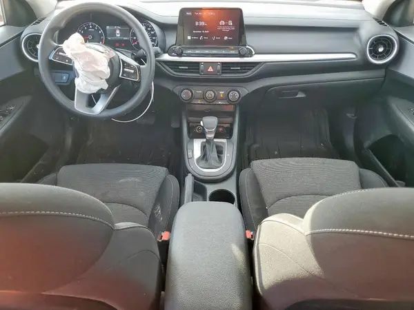3KPF24ADXRE736140 2024 KIA FORTE - Image 8