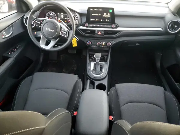 3KPF24ADXRE740334 2024 KIA FORTE - Image 8
