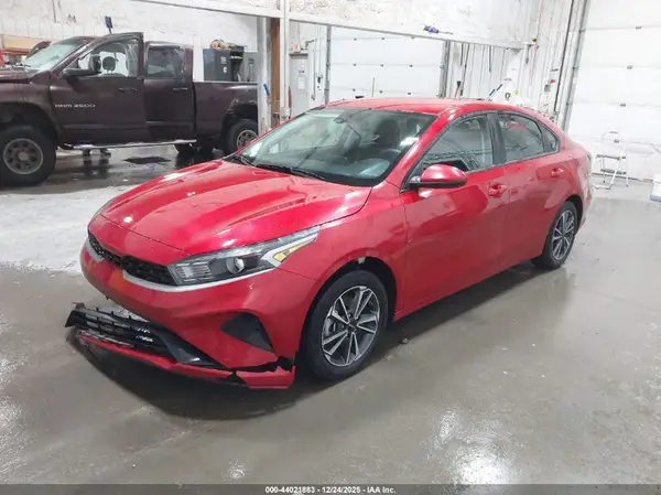 3KPF24ADXRE742021 2024 KIA FORTE - Image 2