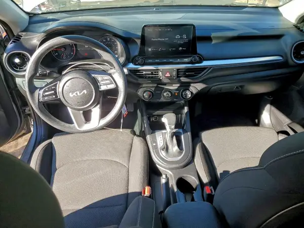 3KPF24ADXRE743704 2024 KIA FORTE - Image 8