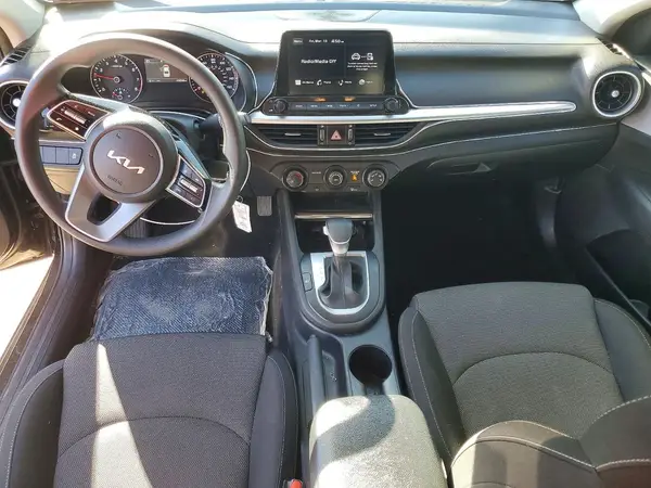 3KPF24ADXRE748997 2024 KIA FORTE - Image 8