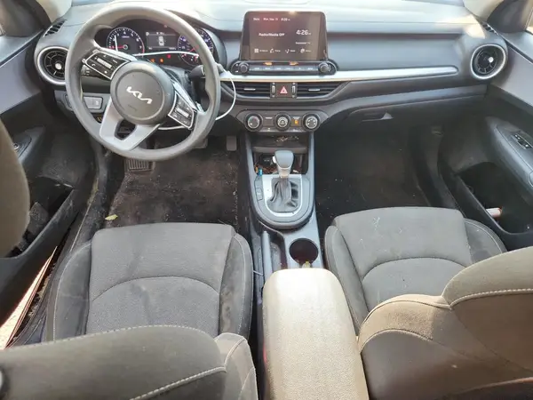 3KPF24ADXRE750054 2024 KIA FORTE - Image 8