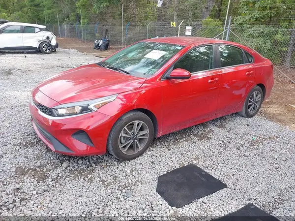 3KPF24ADXRE750958 2024 KIA FORTE - Image 2