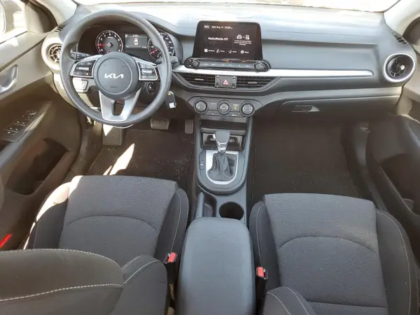 3KPF24ADXRE751401 2024 KIA FORTE - Image 8