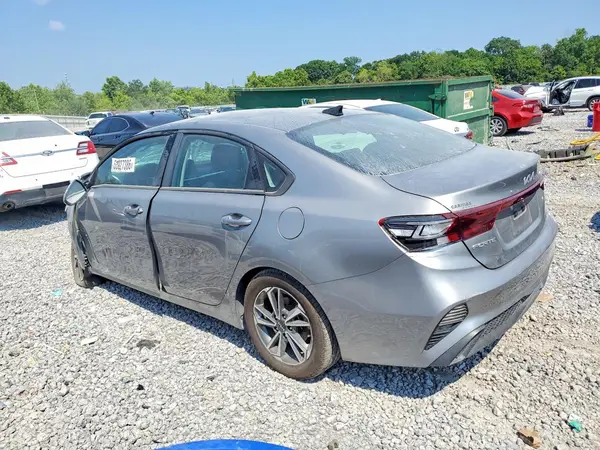 3KPF24ADXRE752516 2024 KIA FORTE - Image 2