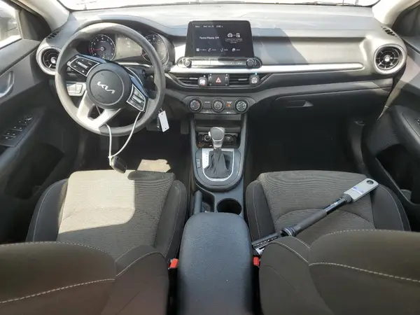 3KPF24ADXRE757618 2024 KIA FORTE - Image 8