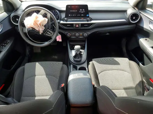 3KPF24ADXRE761331 2024 KIA FORTE - Image 8