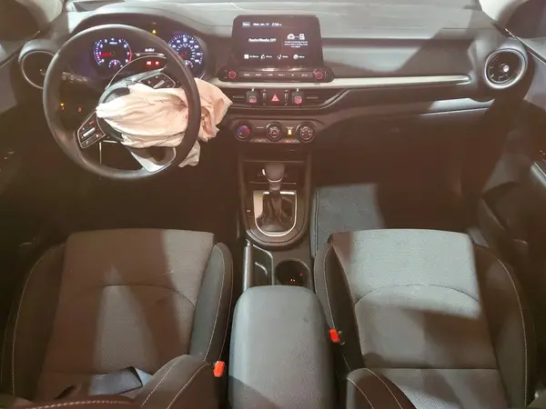 3KPF24ADXRE761765 2024 KIA FORTE - Image 8