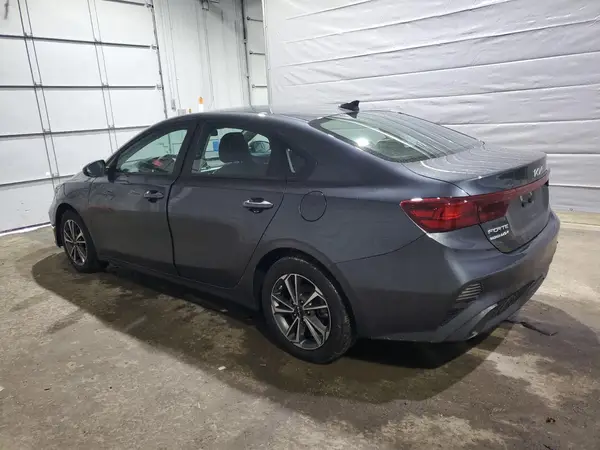 3KPF24ADXRE764407 2024 KIA FORTE - Image 2