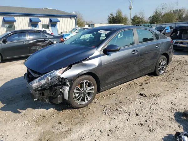 3KPF24ADXRE765055 2024 KIA FORTE - Image 1