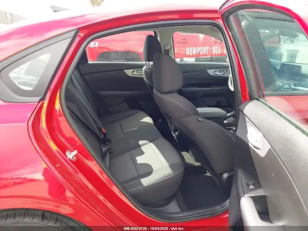 3KPF24ADXRE766805 2024 KIA FORTE - Image 8