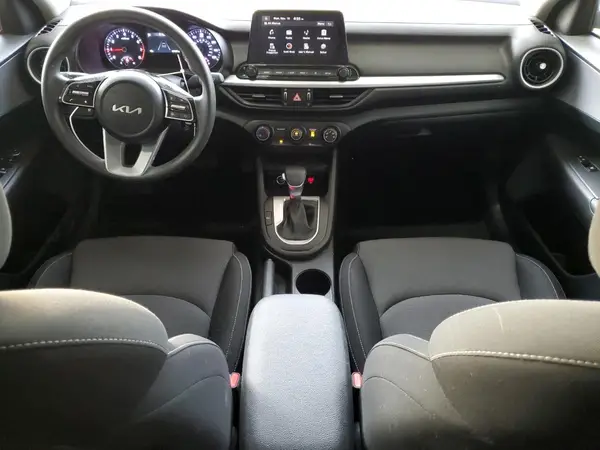 3KPF24ADXRE767792 2024 KIA FORTE - Image 8