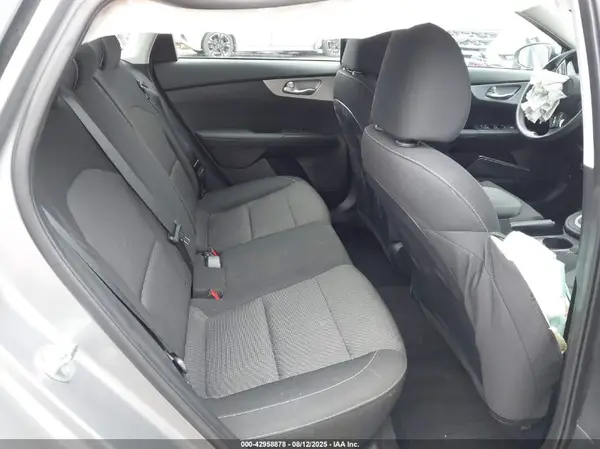 3KPF24ADXRE772751 2024 KIA FORTE - Image 8