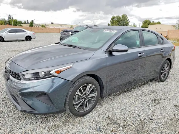 3KPF24ADXRE773138 2024 KIA FORTE - Image 1