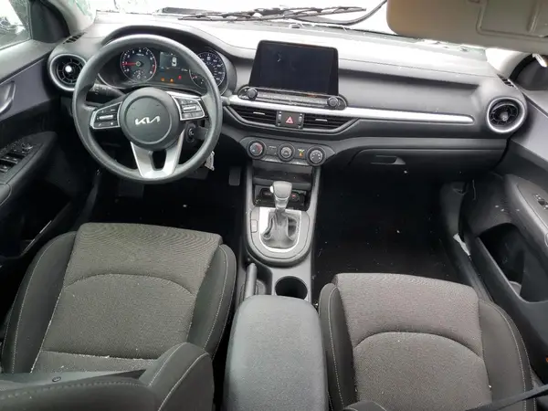 3KPF24ADXRE773964 2024 KIA FORTE - Image 8