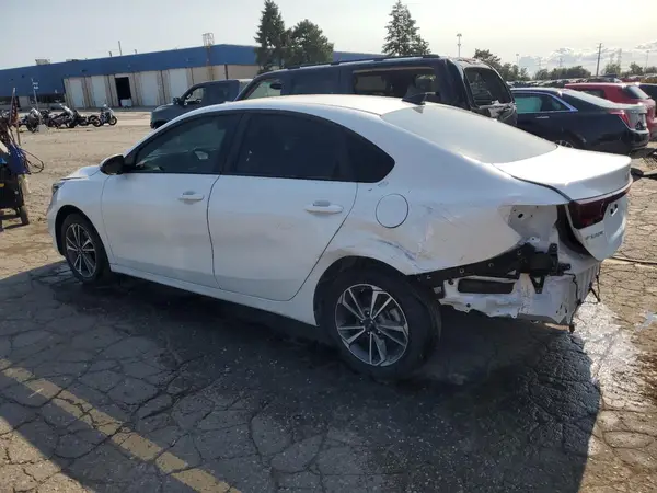 3KPF24ADXRE774144 2024 KIA FORTE - Image 2