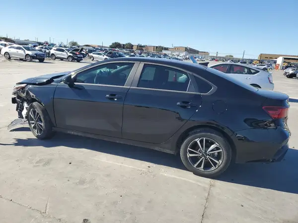 3KPF24ADXRE774211 2024 KIA FORTE - Image 2