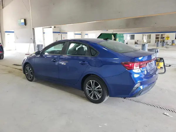 3KPF24ADXRE776511 2024 KIA FORTE - Image 2