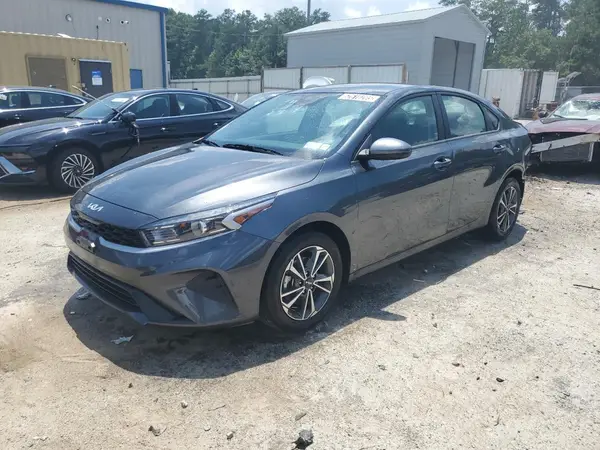 3KPF24ADXRE776931 2024 KIA FORTE - Image 1