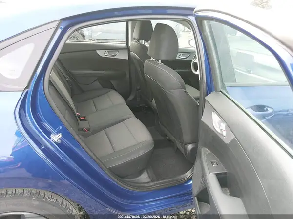 3KPF24ADXRE777299 2024 KIA FORTE - Image 8