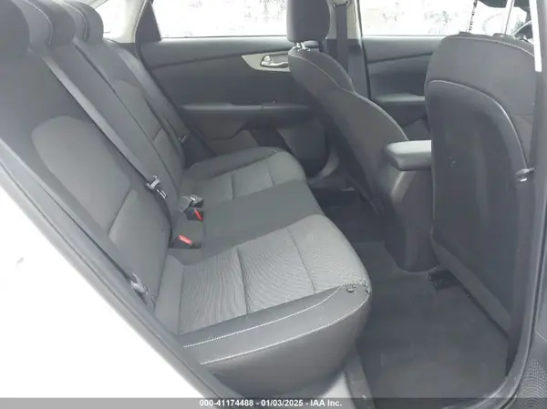 3KPF24ADXRE777383 2024 KIA FORTE - Image 8