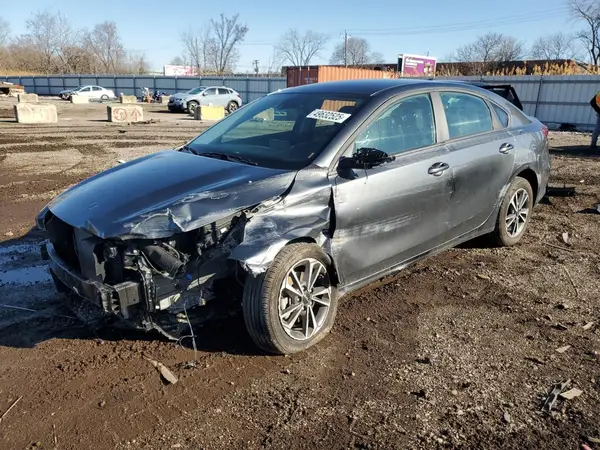 3KPF24ADXRE778386 2024 KIA FORTE - Image 1