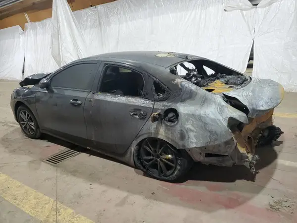 3KPF24ADXRE779537 2024 KIA FORTE - Image 2
