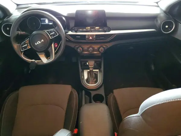 3KPF24ADXRE780137 2024 KIA FORTE - Image 8