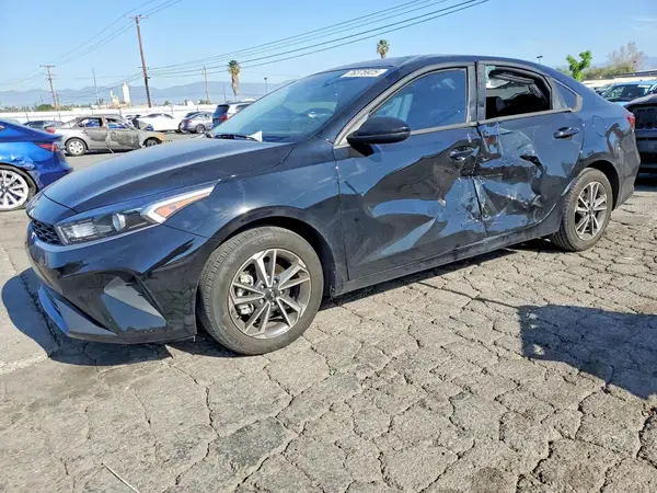 3KPF24ADXRE782907 2024 KIA FORTE - Image 1