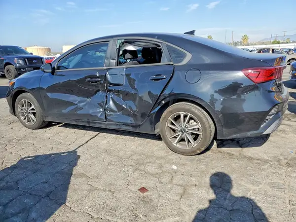 3KPF24ADXRE782907 2024 KIA FORTE - Image 2