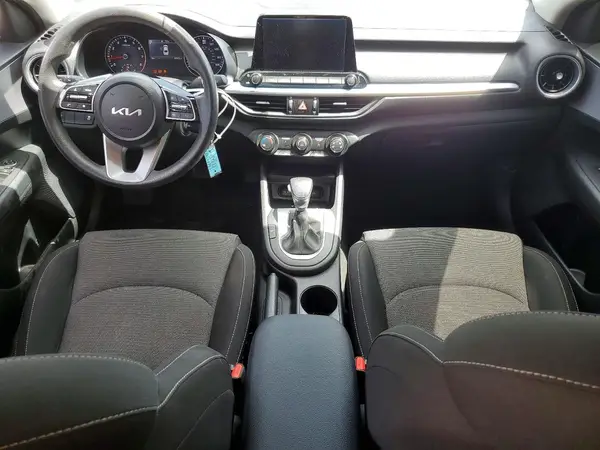 3KPF24ADXRE783944 2024 KIA FORTE - Image 8