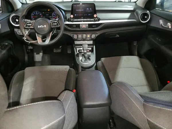 3KPF24ADXRE784821 2024 KIA FORTE - Image 8