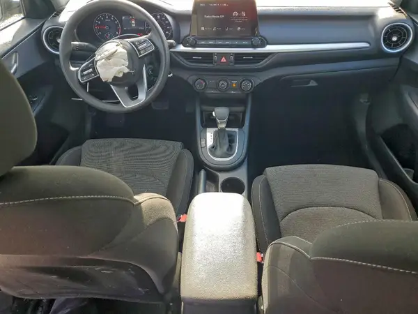 3KPF24ADXRE785113 2024 KIA FORTE - Image 8