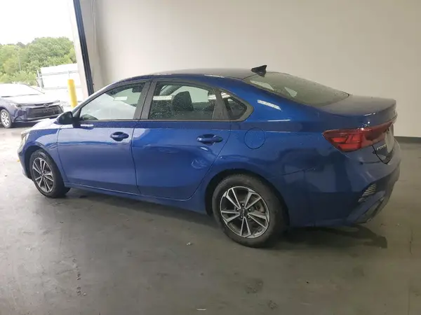 3KPF24ADXRE785161 2024 KIA FORTE - Image 2