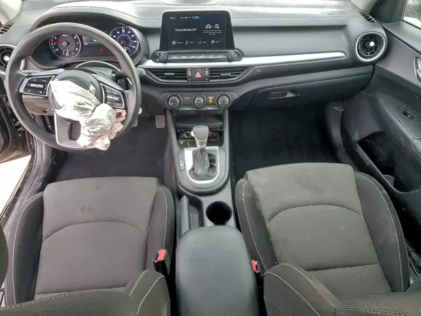3KPF24ADXRE786732 2024 KIA FORTE - Image 8