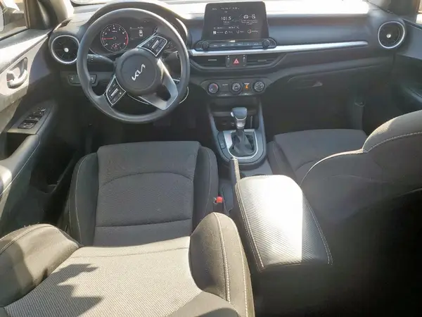 3KPF24ADXRE787007 2024 KIA FORTE - Image 8