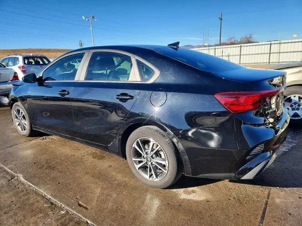 3KPF24ADXRE787671 2024 KIA FORTE - Image 2