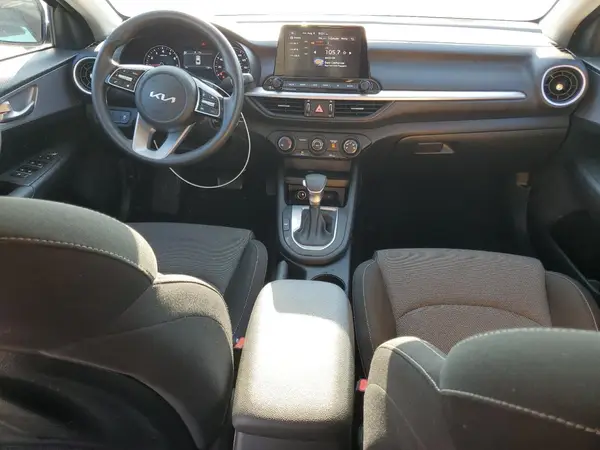 3KPF24ADXRE788089 2024 KIA FORTE - Image 8