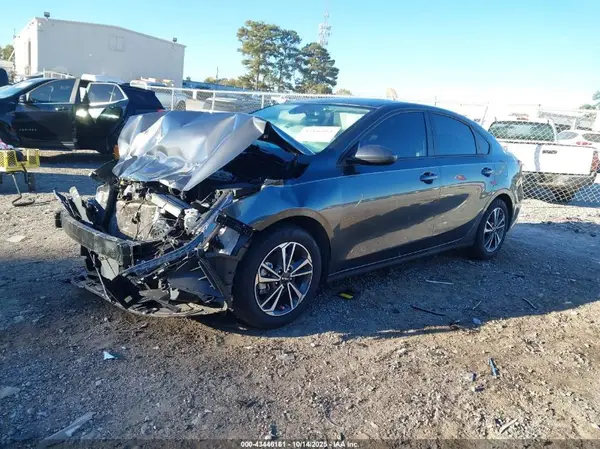 3KPF24ADXRE789534 2024 KIA FORTE - Image 2