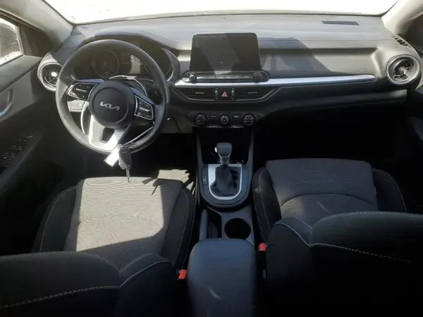 3KPF24ADXRE791848 2024 KIA FORTE - Image 8