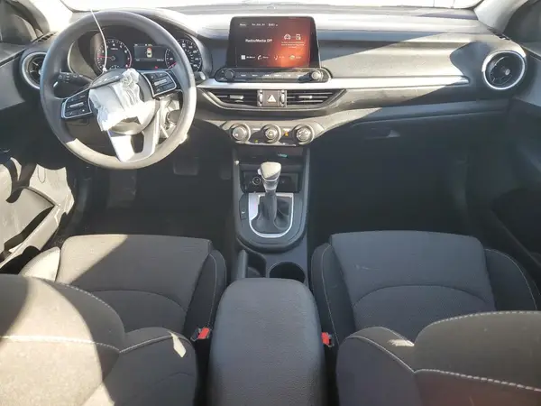 3KPF24ADXRE793468 2024 KIA FORTE - Image 8