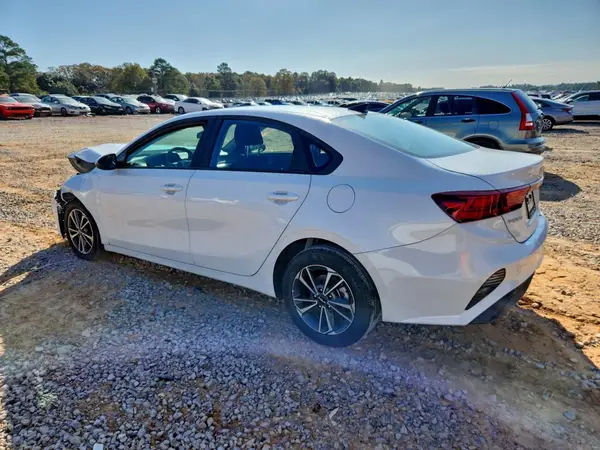 3KPF24ADXRE794023 2024 KIA FORTE - Image 2