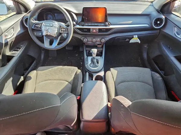 3KPF24ADXRE794023 2024 KIA FORTE - Image 8