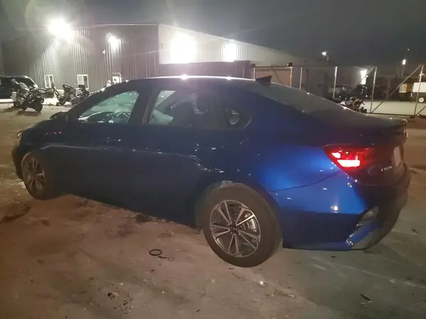3KPF24ADXRE796404 2024 KIA FORTE - Image 2