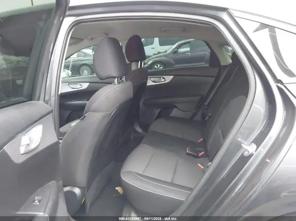 3KPF24ADXRE802508 2024 KIA FORTE - Image 8