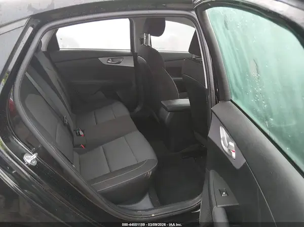 3KPF24ADXRE805683 2024 KIA FORTE - Image 8