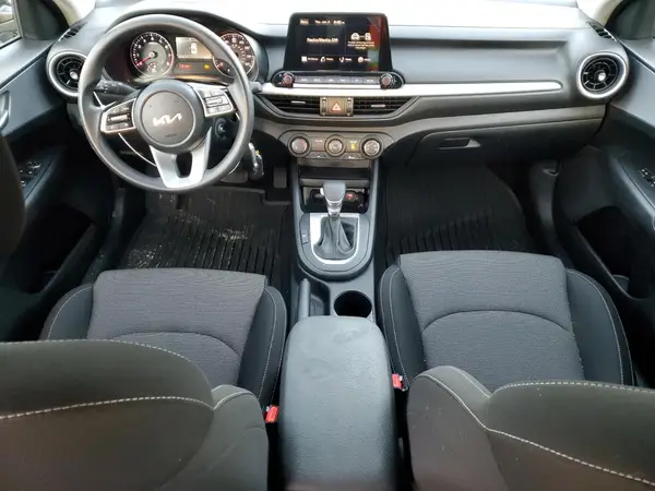 3KPF24ADXRE806848 2024 KIA FORTE - Image 8