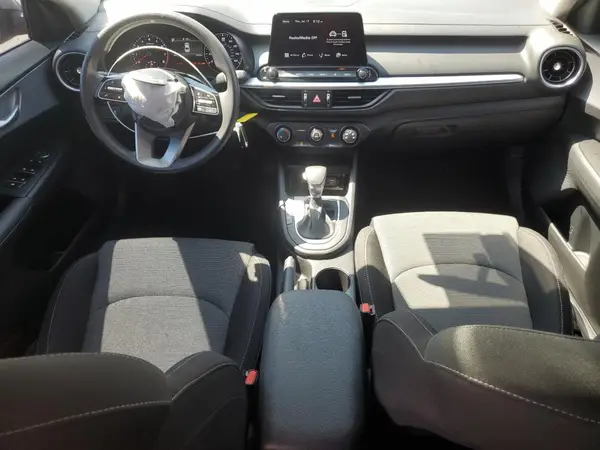 3KPF24ADXRE807921 2024 KIA FORTE - Image 8