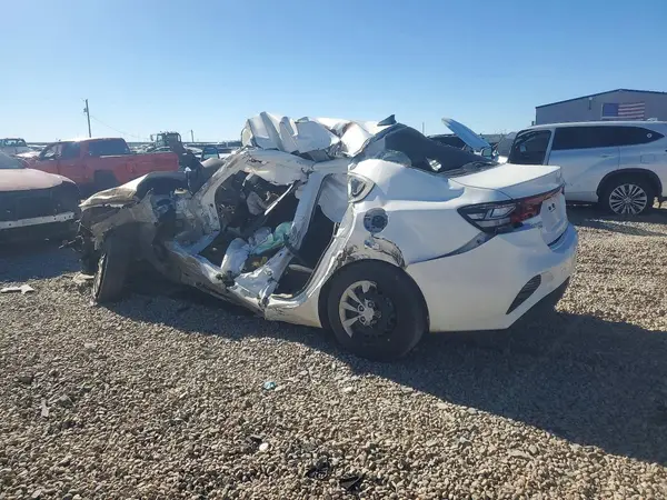 3KPF24ADXRE811581 2024 KIA FORTE - Image 2